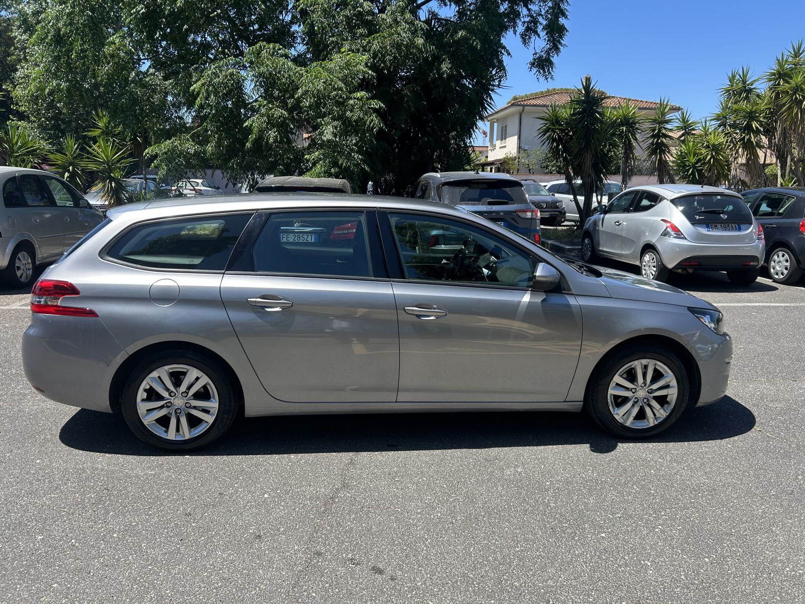Peugeot 308 foto 9