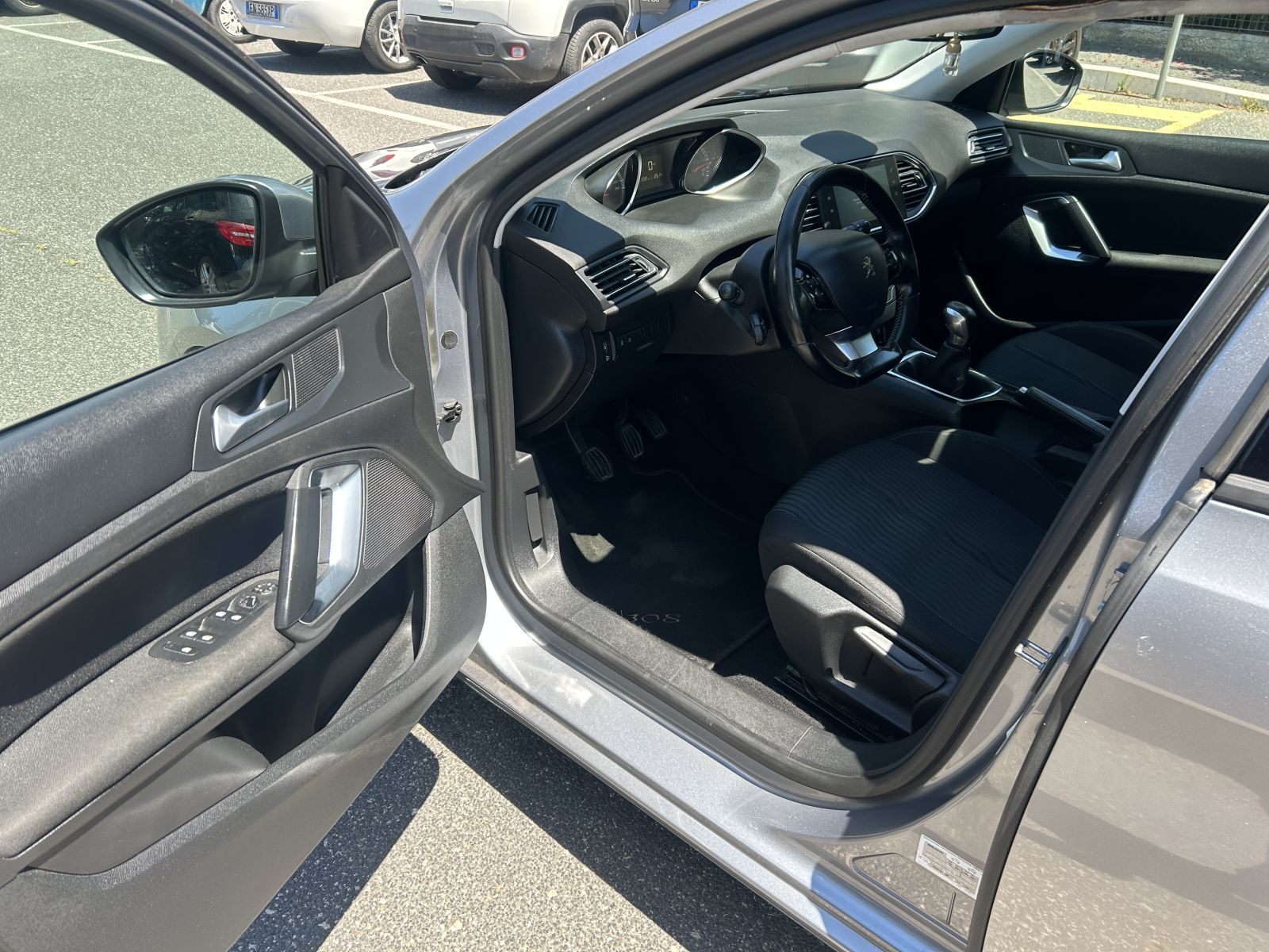 Peugeot 308 foto 11
