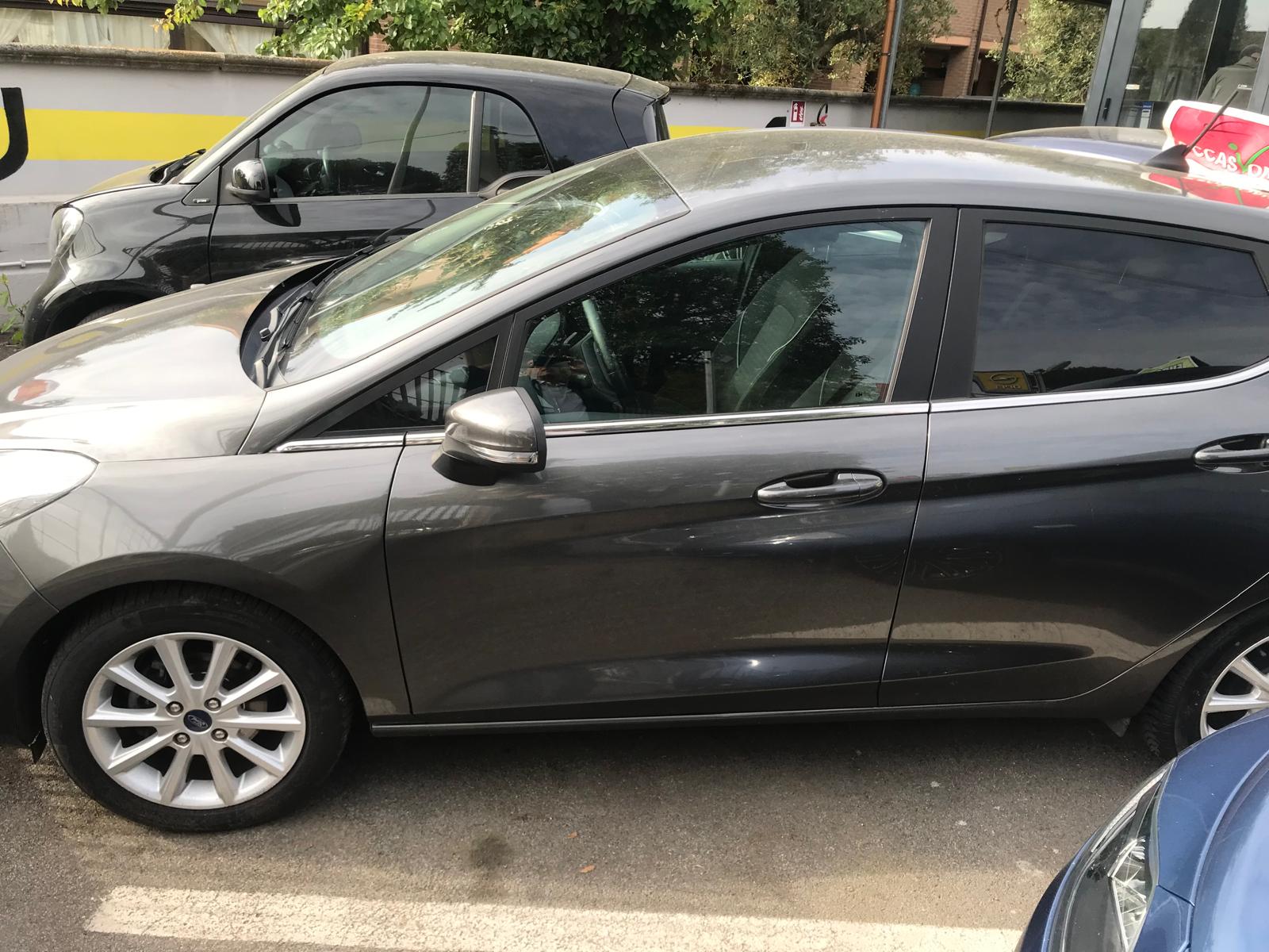 Ford Fiesta foto 4